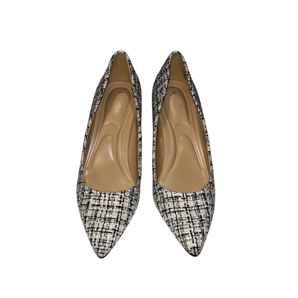 Plaid pointed heels! - Picture 2 of 2